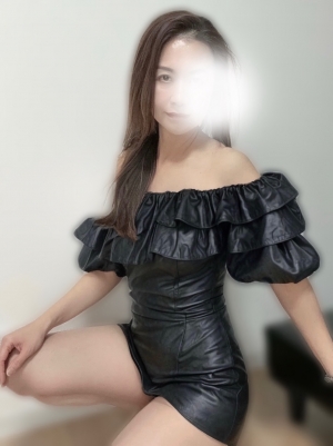 梅田 メンズエステ【マダムと紳士】の白波いつきさん