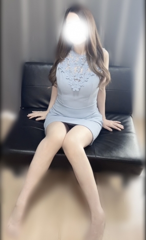 梅田 メンズエステ【マダムと紳士】の桐生えりなさん3