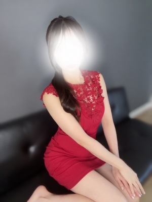 梅田 メンズエステ【マダムと紳士】の菊池ほたるさん