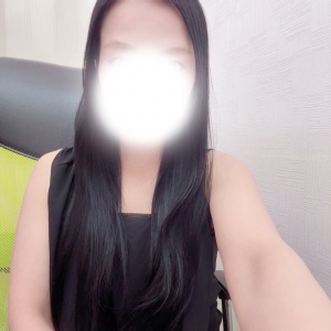 梅田 メンズエステ【マダムと紳士】の白石しずかさん