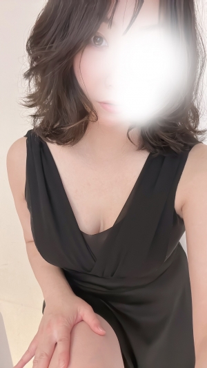 梅田 メンズエステ【マダムと紳士】の月海ひかりさん