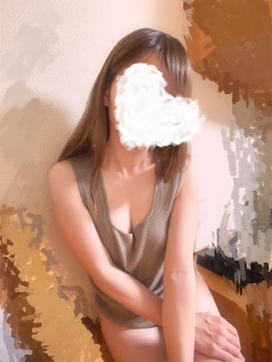 梅田 メンズエステ【マダムと紳士】の結城あいりさん