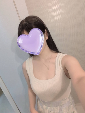 梅田 メンズエステ【マダムと紳士】の椿こはるさん